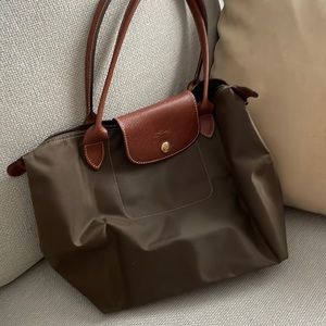 Authentic Longchamp Le Pliage green